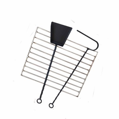 Мангал з кришкою на 12 шампурів 4мм для барбекю та шашликів. Дерев'яні полиці, знімні ніжки, решітка-гриль, совок та кочерга