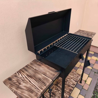 Мангал з кришкою на 12 шампурів 4мм для барбекю та шашликів. Дерев'яні полиці, знімні ніжки, решітка-гриль, совок та кочерга